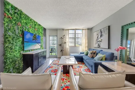 Sunny Isles Beach FL 33160