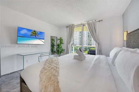 Sunny Isles Beach FL 33160