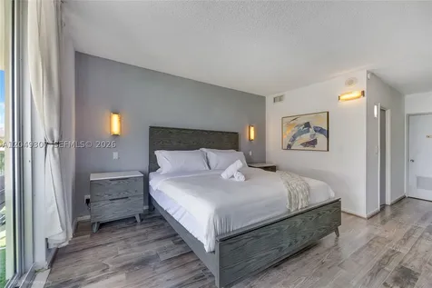 Sunny Isles Beach FL 33160