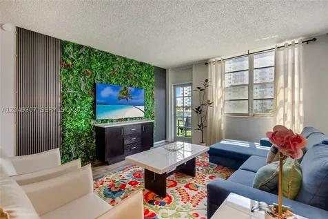 Sunny Isles Beach FL 33160