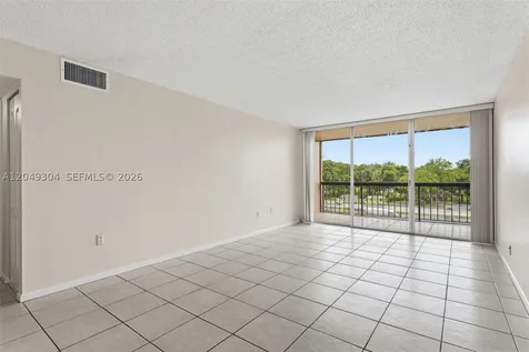 10425 SW 112th Avenue Miami FL 33176