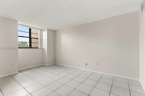 10425 SW 112th Avenue Miami FL 33176