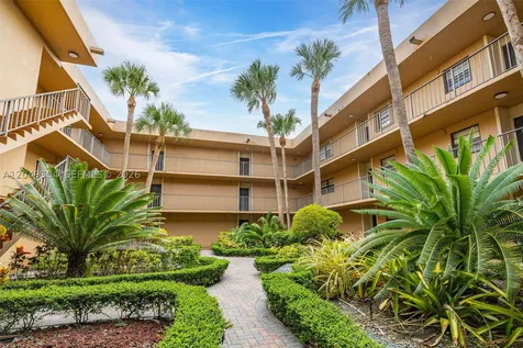 10425 SW 112th Avenue Miami FL 33176