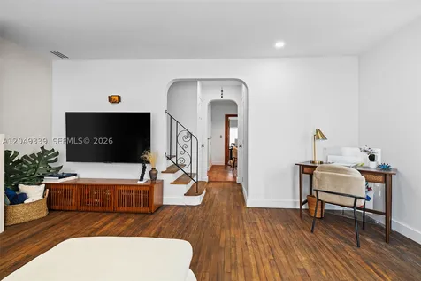 642 86th Street Miami Beach FL 33141