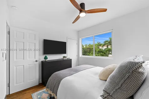 642 86th Street Miami Beach FL 33141