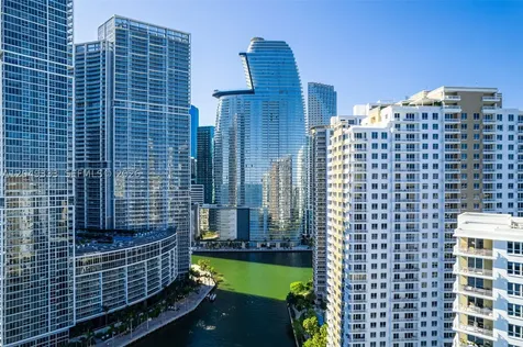 300 Biscayne Boulevard Way Miami FL 33131