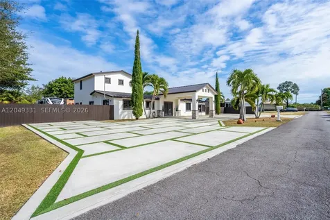 20221 SW 318th Street Homestead FL 33030