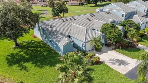 8220 Waterford Lane Tamarac FL 33321