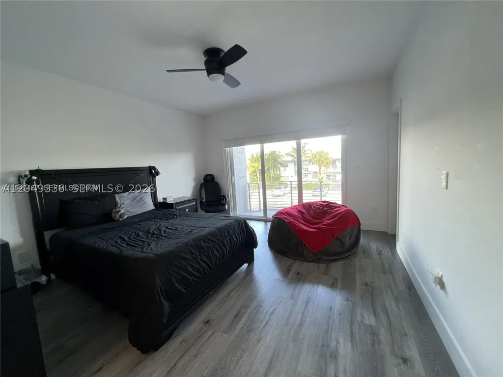 1121 NE 23rd Terrace Pompano Beach FL 33062