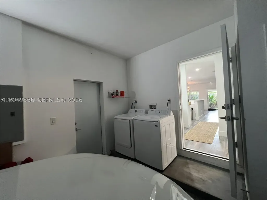1121 NE 23rd Terrace Pompano Beach FL 33062