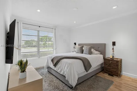 11861 NW 41st Street Sunrise FL 33323