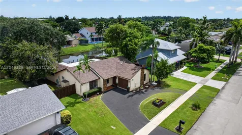 11861 NW 41st Street Sunrise FL 33323