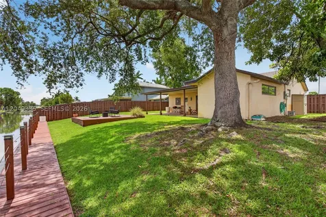 11861 NW 41st Street Sunrise FL 33323