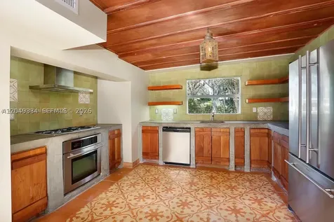 6116 SW 46th Terrace Miami FL 33155