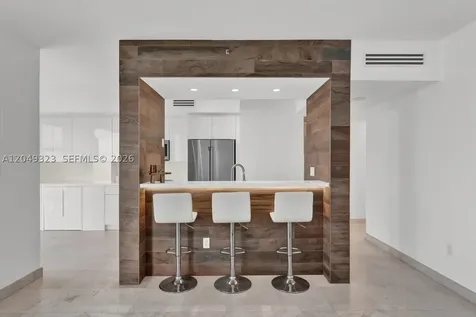 4201 Collins Avenue Miami Beach FL 33140