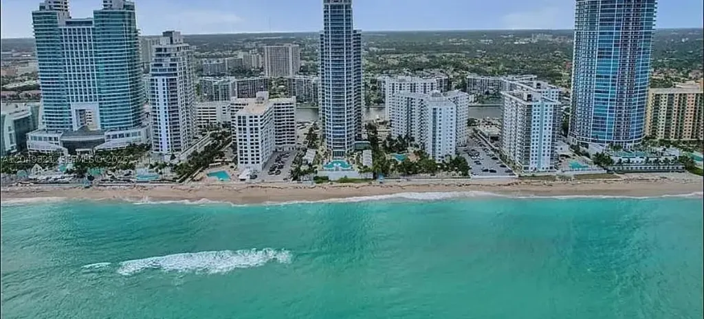 3101 S Ocean Drive Hollywood FL 33019