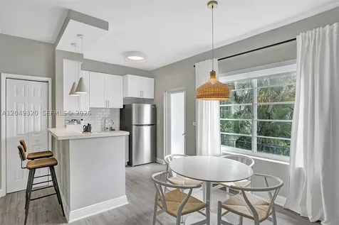 1431 Lincoln Terrace Miami Beach FL 33139