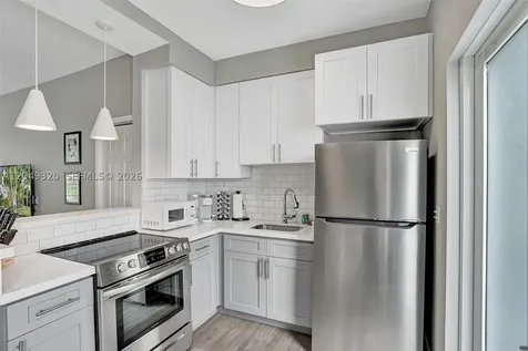 1431 Lincoln Terrace Miami Beach FL 33139