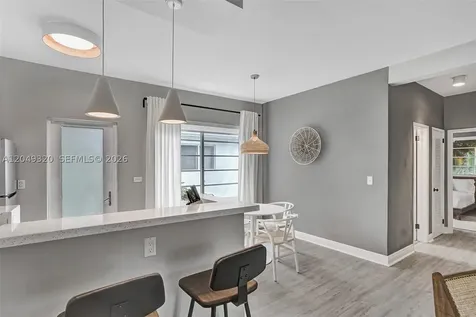 1431 Lincoln Terrace Miami Beach FL 33139