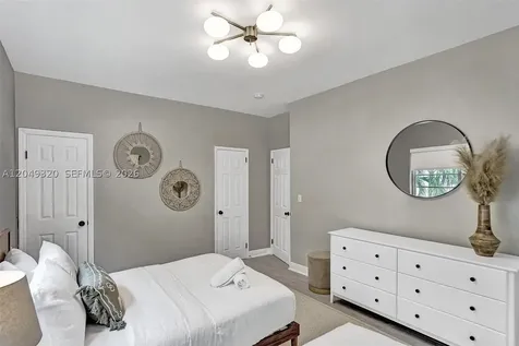1431 Lincoln Terrace Miami Beach FL 33139