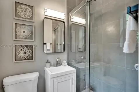 1431 Lincoln Terrace Miami Beach FL 33139