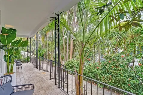1431 Lincoln Terrace Miami Beach FL 33139