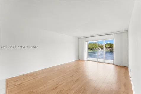 4301 Martinique Circle Coconut Creek FL 33066