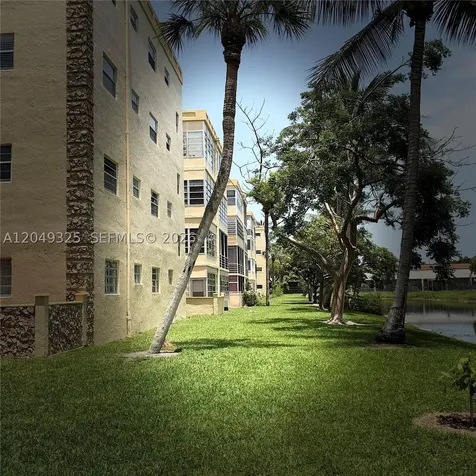 3940 NW 42nd Avenue Lauderdale Lakes FL 33319