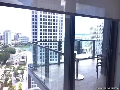 68 SE 6th Street Miami FL 33131