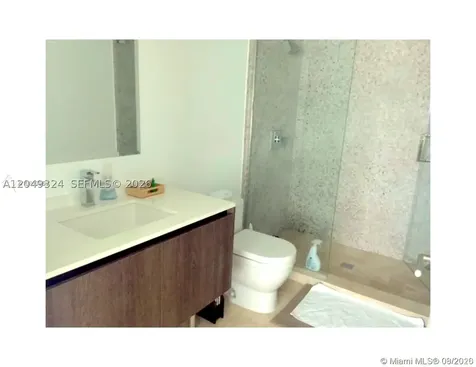 68 SE 6th Street Miami FL 33131