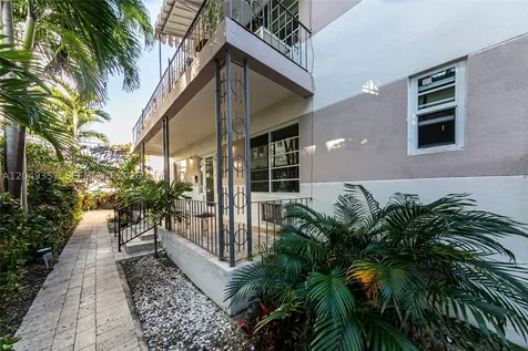 1431 Lincoln Terrace Miami Beach FL 33139