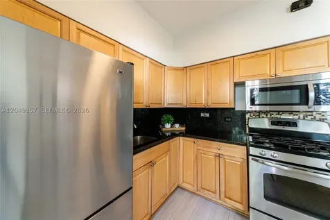 1431 Lincoln Terrace Miami Beach FL 33139