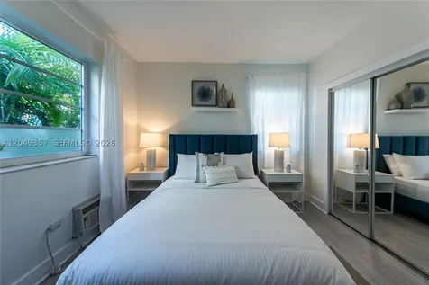 1431 Lincoln Terrace Miami Beach FL 33139