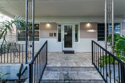 1431 Lincoln Terrace Miami Beach FL 33139