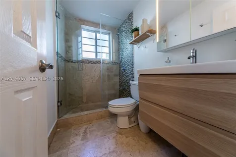 1431 Lincoln Terrace Miami Beach FL 33139