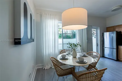 1431 Lincoln Terrace Miami Beach FL 33139