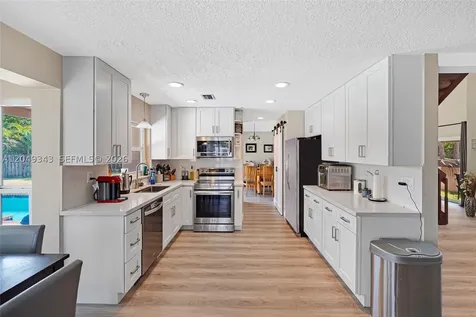 8650 SW 57th Court Cooper City FL 33328