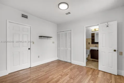 944 SW 10th Avenue Miami FL 33130