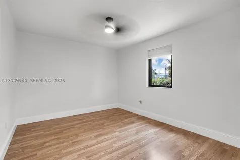 944 SW 10th Avenue Miami FL 33130