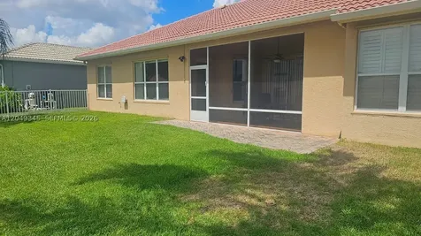 415 NW Dover Court Port St. Lucie FL 34983