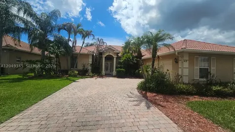 415 NW Dover Court Port St. Lucie FL 34983