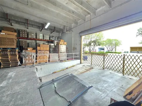 10475 NW 37th Terrace Doral FL 33178