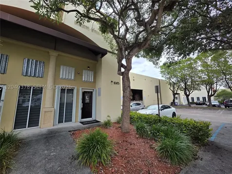 10475 NW 37th Terrace Doral FL 33178