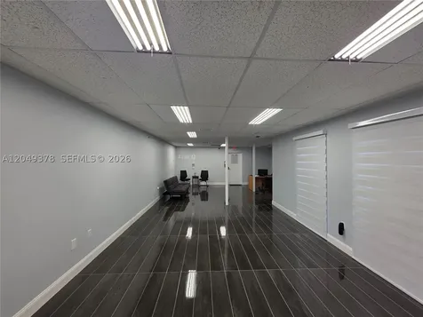 10475 NW 37th Terrace Doral FL 33178