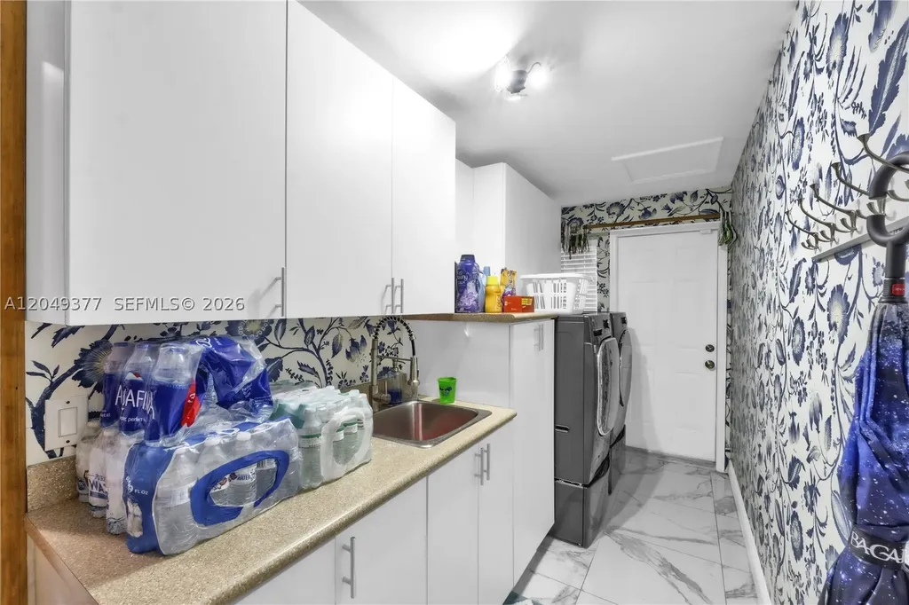 8177 NW 1st Street Coral Springs FL 33071