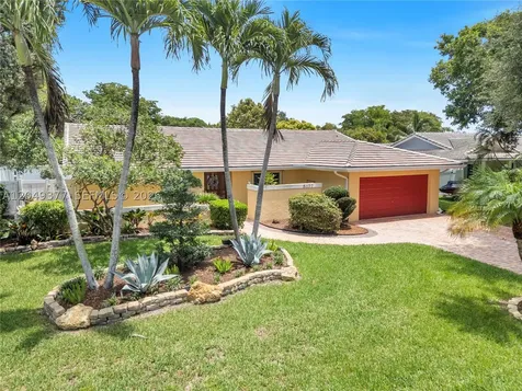 8177 NW 1st Street Coral Springs FL 33071