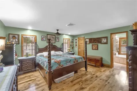 8177 NW 1st Street Coral Springs FL 33071