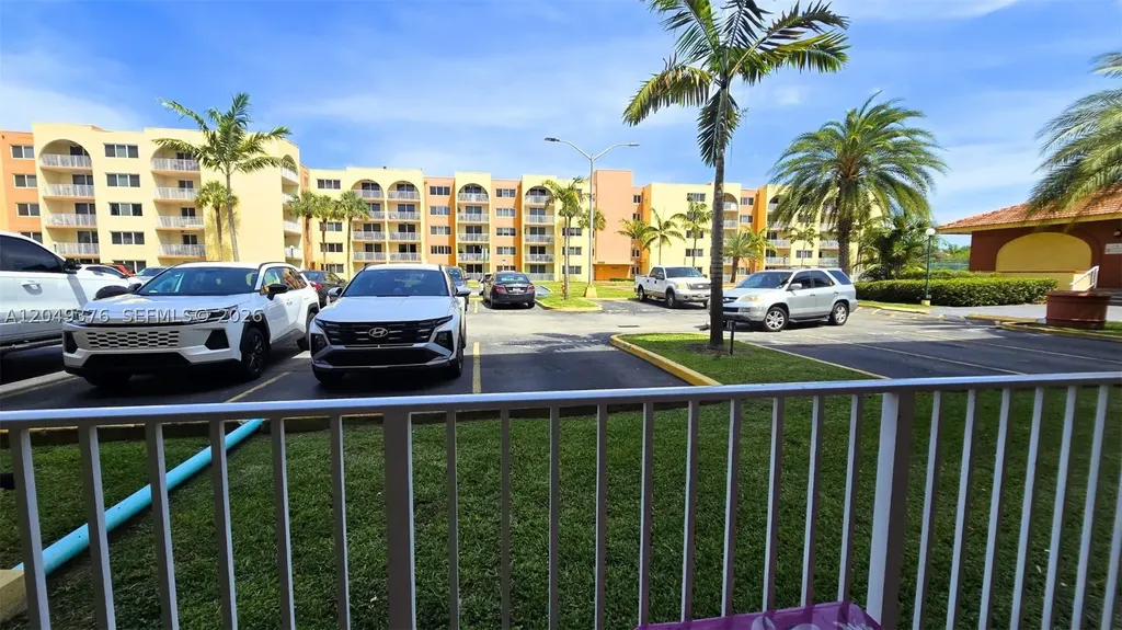 Hialeah FL 33015