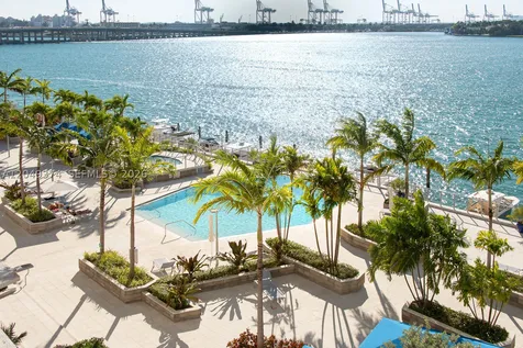 800 West Avenue Miami Beach FL 33139