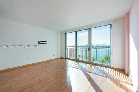 800 West Avenue Miami Beach FL 33139